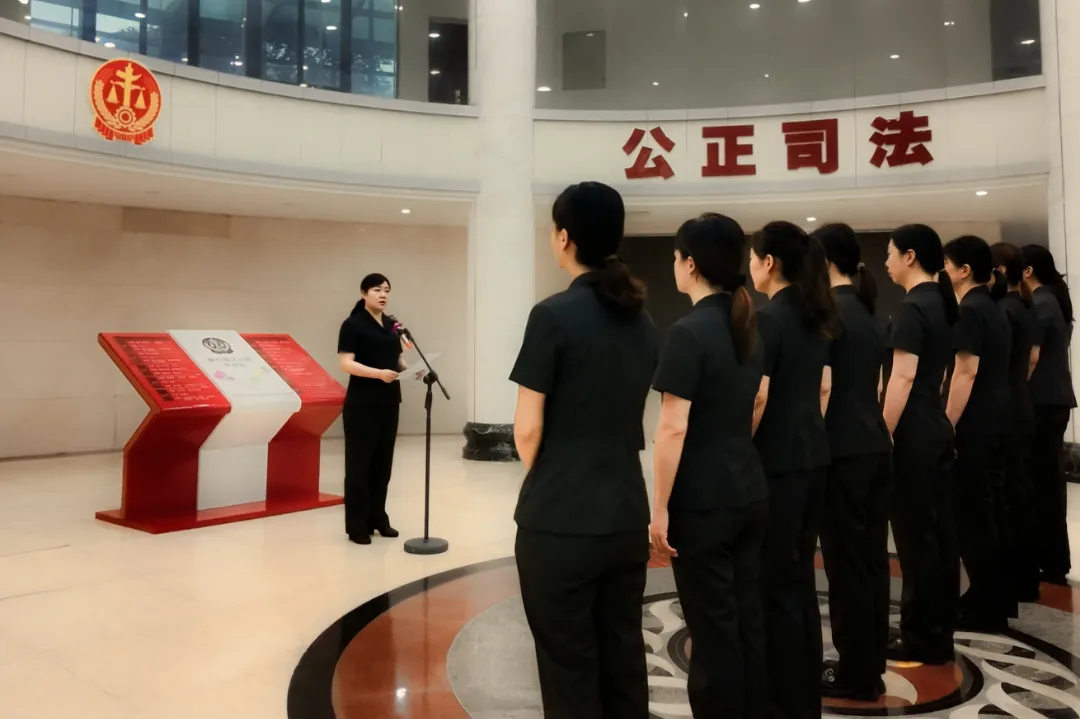 16日清晨 集结仪式